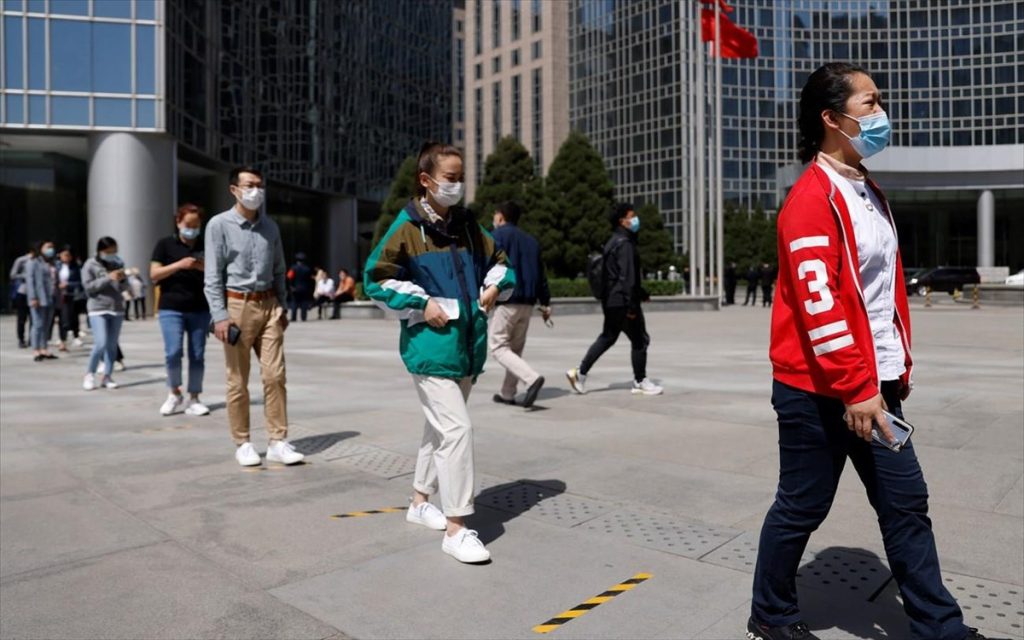 Κορωνοϊός: Αίρονται τα «σκληρά» μέτρα στην Κίνα – Το Πεκίνο μετά από ένα μήνα επιστρέφει στην «κανονικότητα»