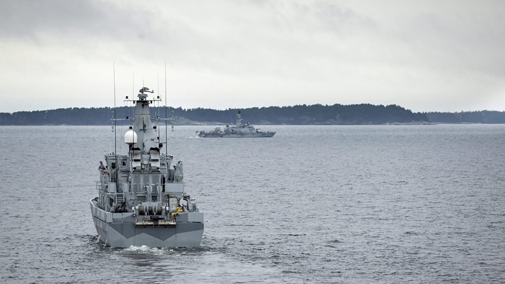 Πολεμικά πλοία του ρωσικού Ναυτικού έφτασαν κοντά στη Στοκχόλμη 