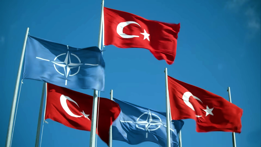 Πρώην Αμερικανή διπλωμάτης: «Το ΝΑΤΟ να εξετάσει το ενδεχόμενο να χωρίσουν οι δρόμοι του με την Τουρκία»