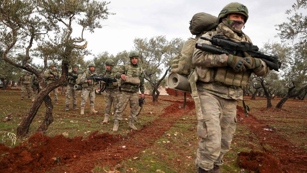 Η Τουρκία ψάχνει την ρωσική ανοχή για την έναρξη της επέμβασης στην Συρία κατά των Κούρδων που στήριζαν οι ΗΠΑ