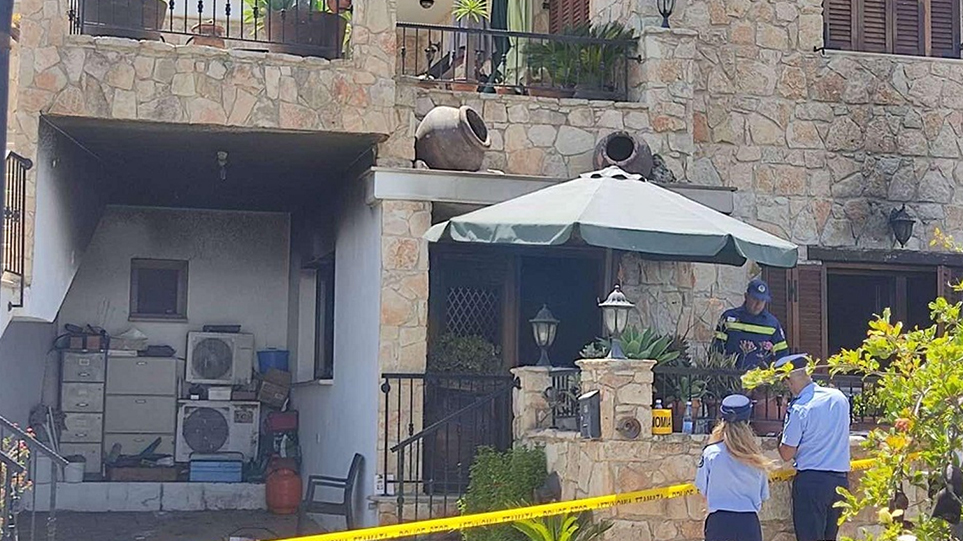 Άγριο έγκλημα στην Κύπρο: 59χρονος περιέλουσε με βενζίνη τρεις ανθρώπους λόγω εμμονής με την πρώην σύζυγο του