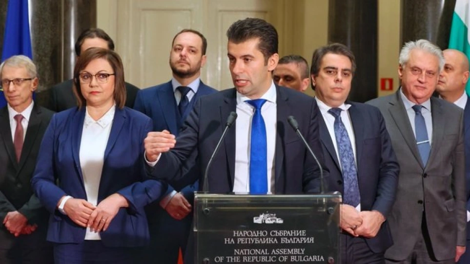 Βουλγαρία: Αποχωρεί από την κυβέρνηση το κόμμα του Σλάβι Τριφόνοφ – Θα συνεχίσει ως κυβέρνηση μειοψηφίας
