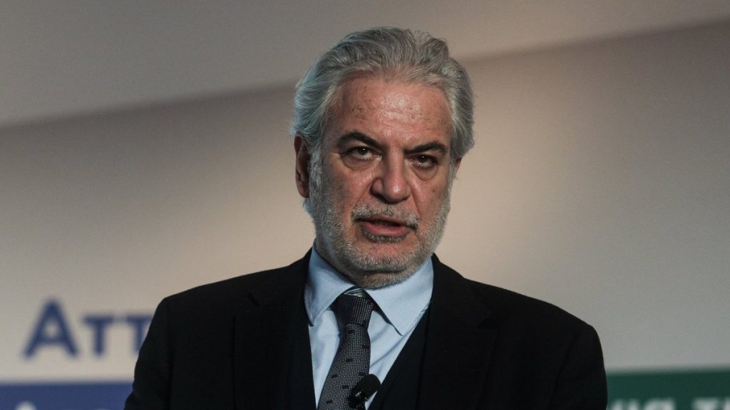 Με κορωνοϊό διαγνώστηκε ο πλήρως εμβολιασμένος Χρήστος Στυλιανίδης