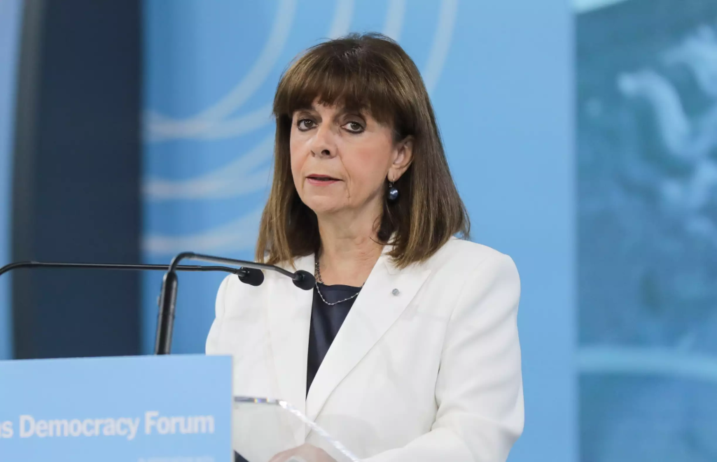 Πριν τον Ν.Χαρδαλιά ήταν η Κ.Σακελλαροπούλου: «Έτσι η καταστροφή του 1922 μετατράπηκε σε κοινωνικό και οικονομικό θρίαμβο»!