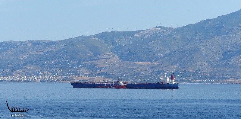 Τεχεράνη σε Αθήνα: «Ούτε ένα βαρέλι λιγότερο! – Θα επιστρέψετε όλο το φορτίο»