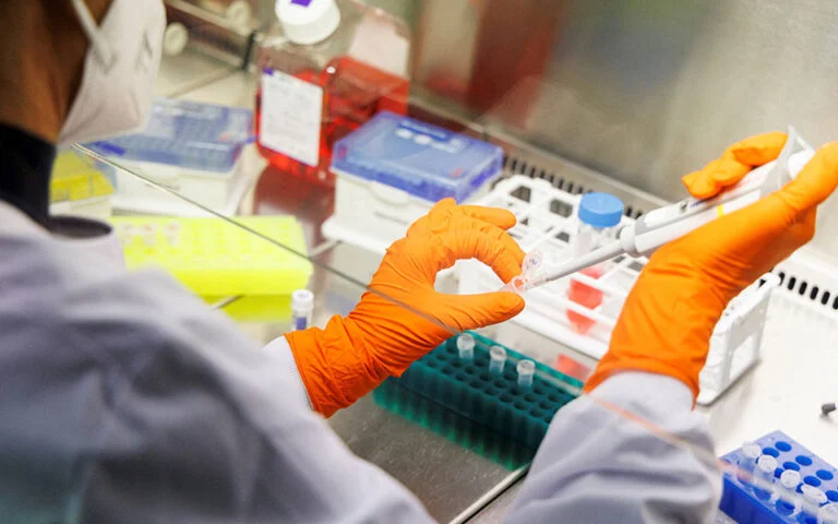 Ευλογιά των πιθήκων: Επιβεβαιώθηκε από τον ΕΟΔΥ το πρώτο κρούσμα στην Ελλάδα