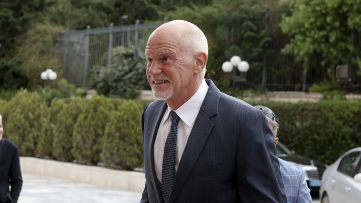 Γιώργος Παπανδρέου: Βγήκε από το Νοσοκομείο μετά την τοποθέτηση βηματοδότη και πηγαίνει Βουδαπέστη