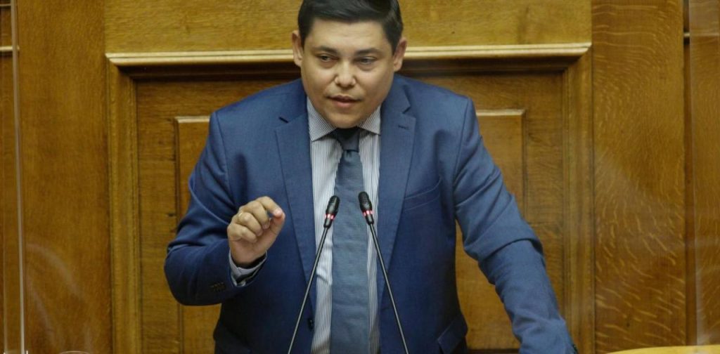 Bουλευτής ΣΥΡΙΖΑ: «Υπεύθυνος ο ΥΕΘΑ Ν.Παναγιωτόπουλος για οτιδήποτε συμβεί σε μένα και την οικογένειά μου»