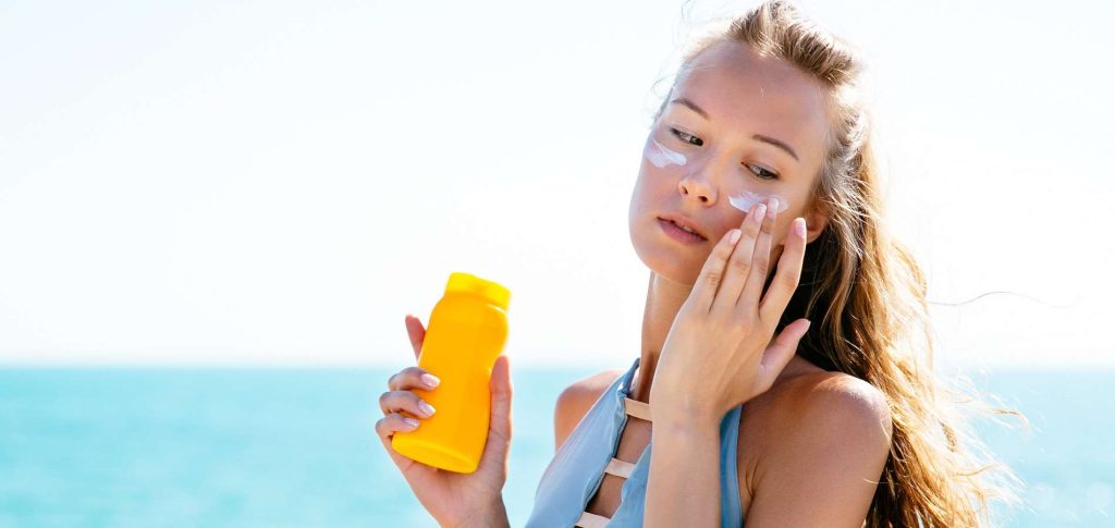 Δείτε ποια είναι τα 3+1 λάθη ομορφιάς που κάνουμε όλες το καλοκαίρι