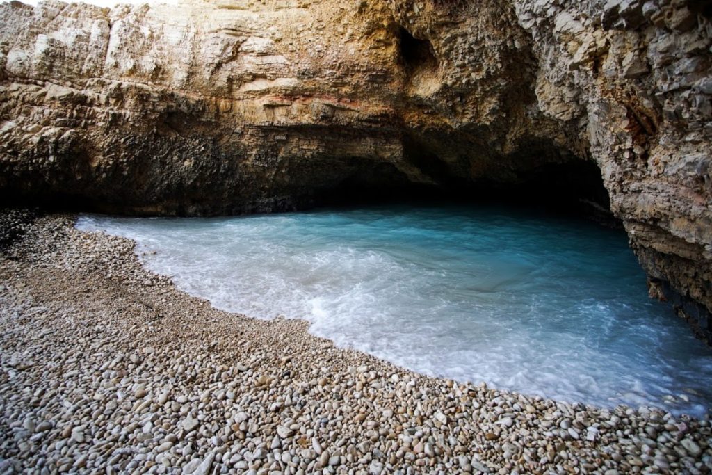 Παραλία Γάλα: Ένας «μαγικός» προορισμός που αξίζει να επισκεφθείτε (φώτο)