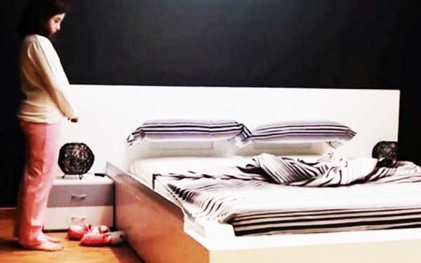 Όλοι χρειάζονται ένα: Κρεβάτι στρώνεται μόνο του! (βίντεο)