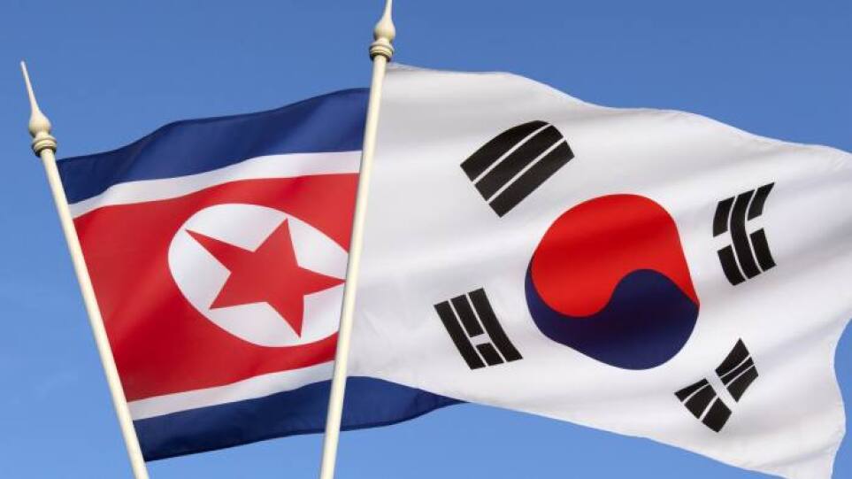 Η Νότια Κορέα κάνει λόγο για ρίψεις πυροβολικού από την Βόρεια Κορέα