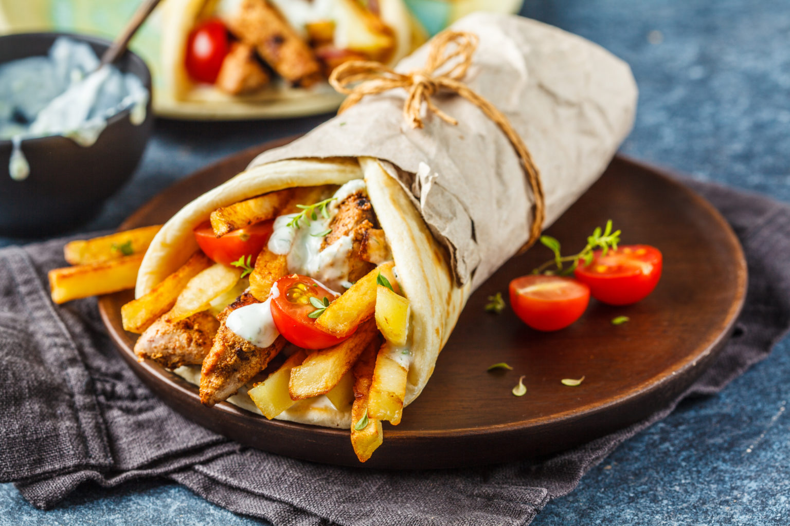Χαμός στο Μπέρμιγχαμ: Ουρές για «greek gyros» αξίας 17 ευρώ