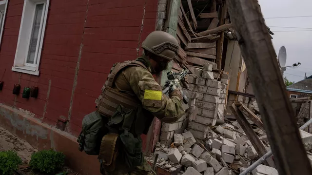 Ουκρανός στρατιώτης αφού πήρε ναρκωτικά άνοιξε πυρ εναντίον των συναδέλφων του