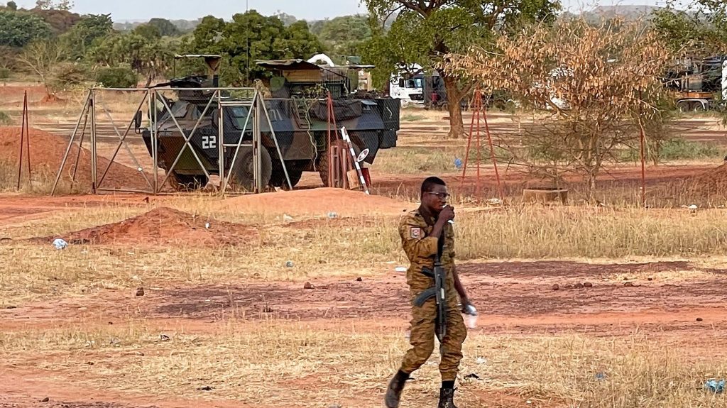 Μπουρκίνα Φάσο: Νέες επιθέσεις τζιχαντιστών – Τουλάχιστον έξι άμαχοι νεκροί