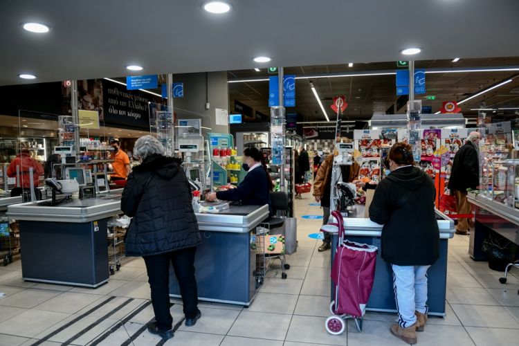 Αγίου Πνεύματος 2022: Πώς θα λειτουργήσουν τα καταστήματα σήμερα – Το ωράριο των σούπερ μάρκετ