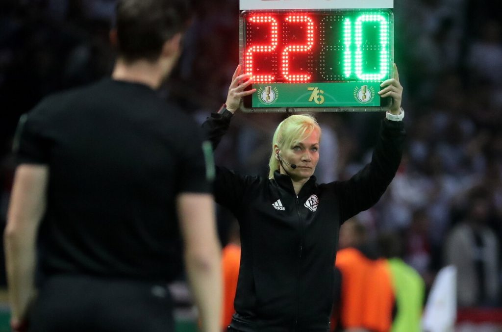 FIFA: Επίσημη η απόφαση για 5 αλλαγές παικτών σε αγώνες υψηλού επιπέδου