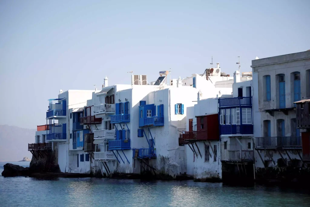 Μύκονος: «Ήθελαν να με σκοτώσουν» λέει ο ξενοδόχος που χτύπησαν – Η αντιδικία του με γειτονική επιχείρηση