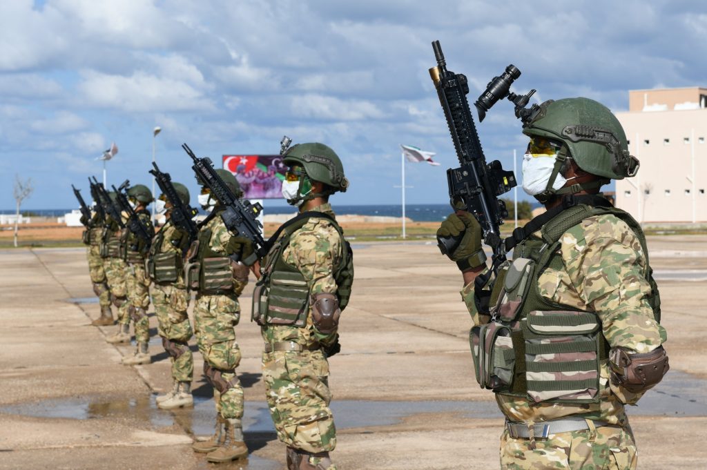 Άγκυρα: Ψήφισμα για την παράταση παραμονής των τουρκικών στρατευμάτων στην Λιβύη