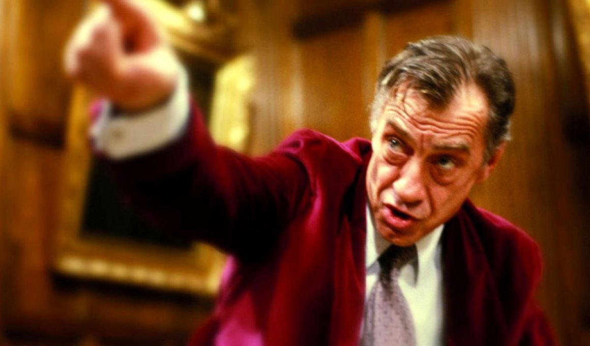 Πέθανε σε ηλικία 90 ετών ο ηθοποιός Φίλιπ Μπέικερ Χολ