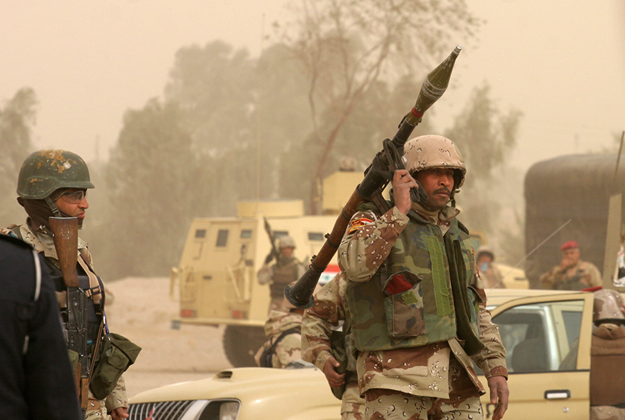 Τragic: Ιρακινός ψαρεύει με… RPG! (βίντεο)