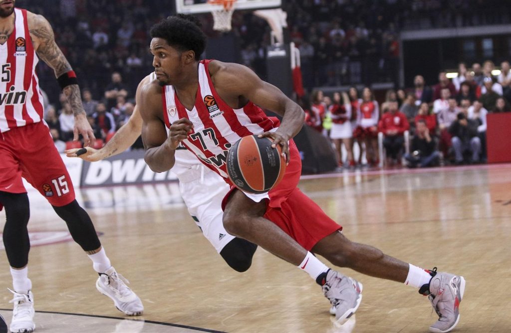 Παναθηναϊκός – Ολυμπιακός: Παρών στο Game 2 ο Σ.ΜακΚίσικ – Ακολούθησε την αποστολή στο ΟΑΚΑ ο Αμερικανός