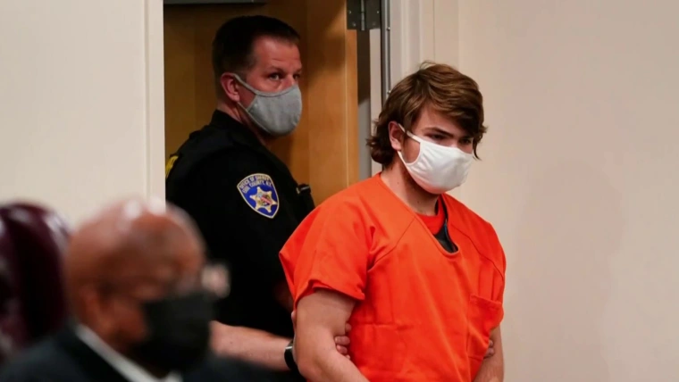 HΠΑ: Ο 18χρονος που σκότωσε 10 Αφρομερικανούς στο Μπάφαλο κατηγορείται για ρατσιστικό έγκλημα