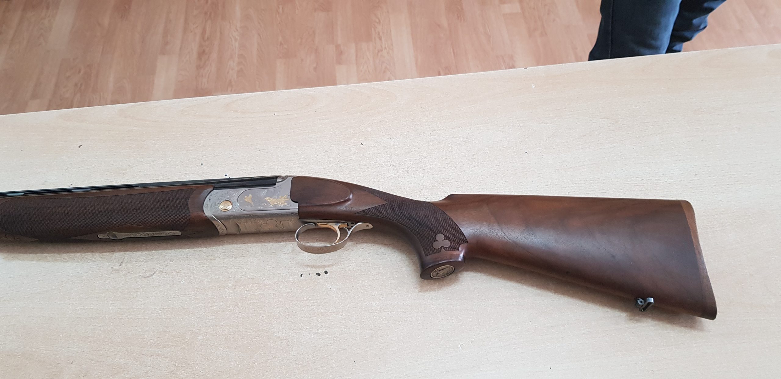 «Μουδιασμένη» η κοινωνία του Βόλου: 83χρονος αυτοπυροβολήθηκε με δίκαννο