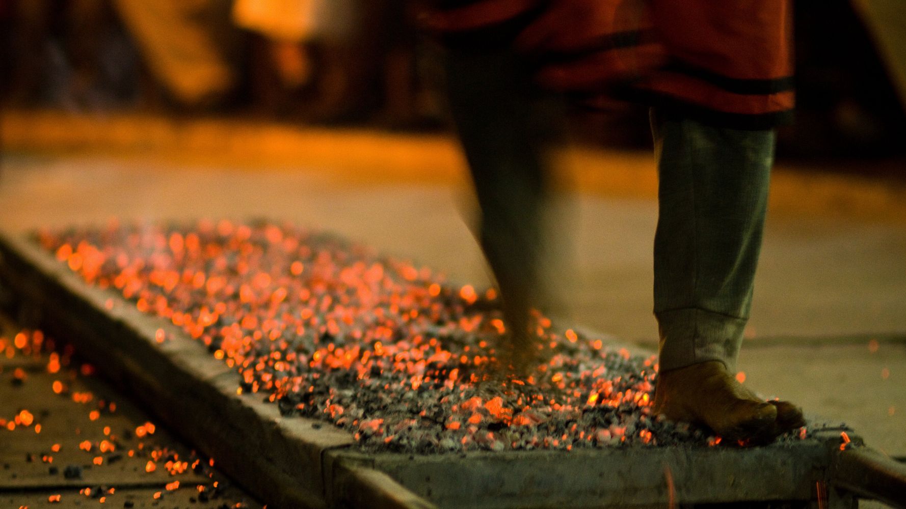 Ελβετία: Δεκάδες άνθρωποι ήθελαν να κάνουν τους αναστενάρηδες αλλά κατέληξαν στο νοσοκομείο