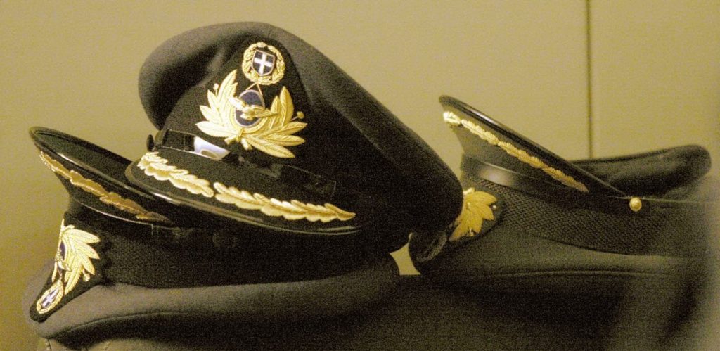 Καλό είναι οι «απόστρατοι των καναλιών» να παίξουν με τα στρατιωτάκια τους στο σπίτι – Θα προσφέρουν μεγάλη υπηρεσία