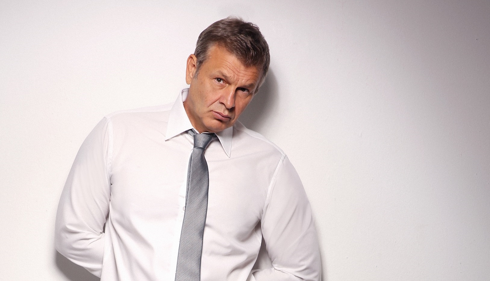 Ο Α.Γκλέτσος που έχει «ψήσει το ψάρι και από τις δύο πλευρές» υπέρ των γκέι: «Είναι μια κρυφολ@@γκρα, ψιλοκακιά»