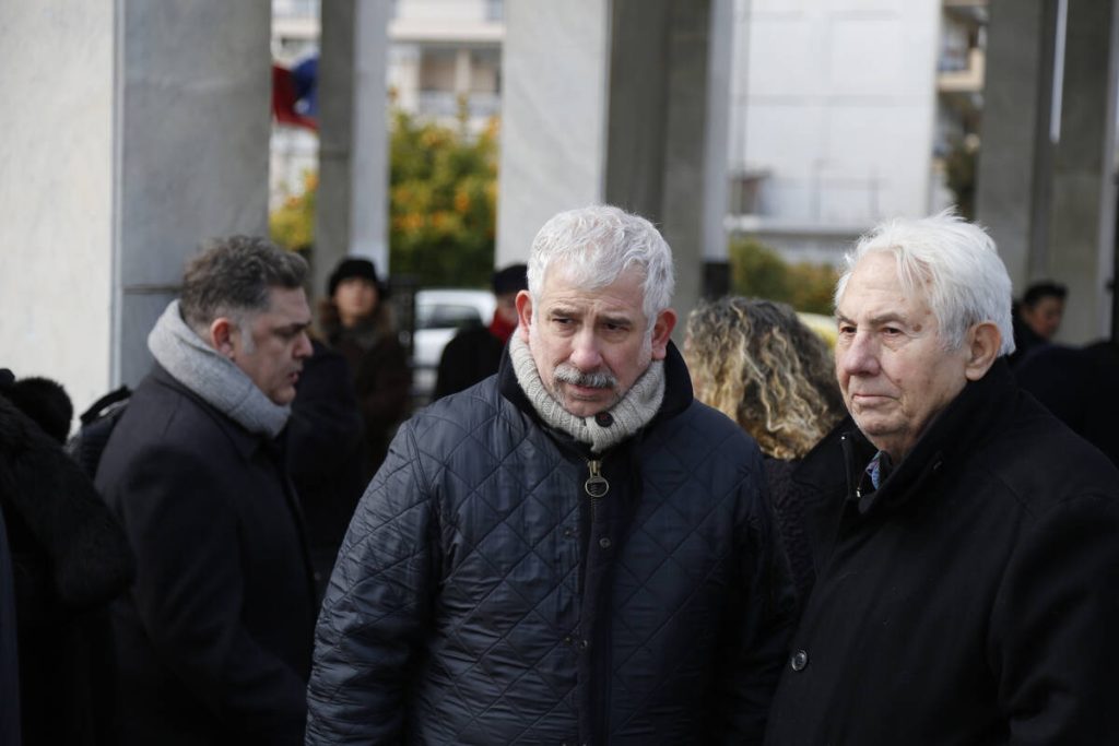 Έξω φρενών η δικηγόρος του Π.Φιλιππίδη: «Δεν είναι νεκρός είναι ζωντανός και είναι αθώος»