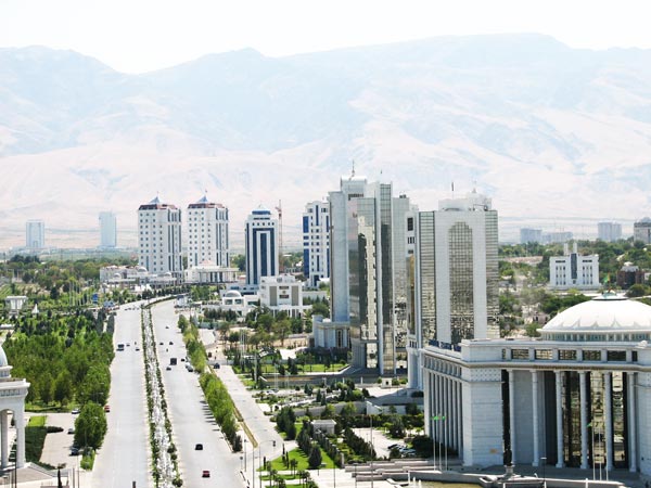 Ashgabat: Η… λευκότερη πόλη του κόσμου χαρίζει εντυπωσιακές εικόνες