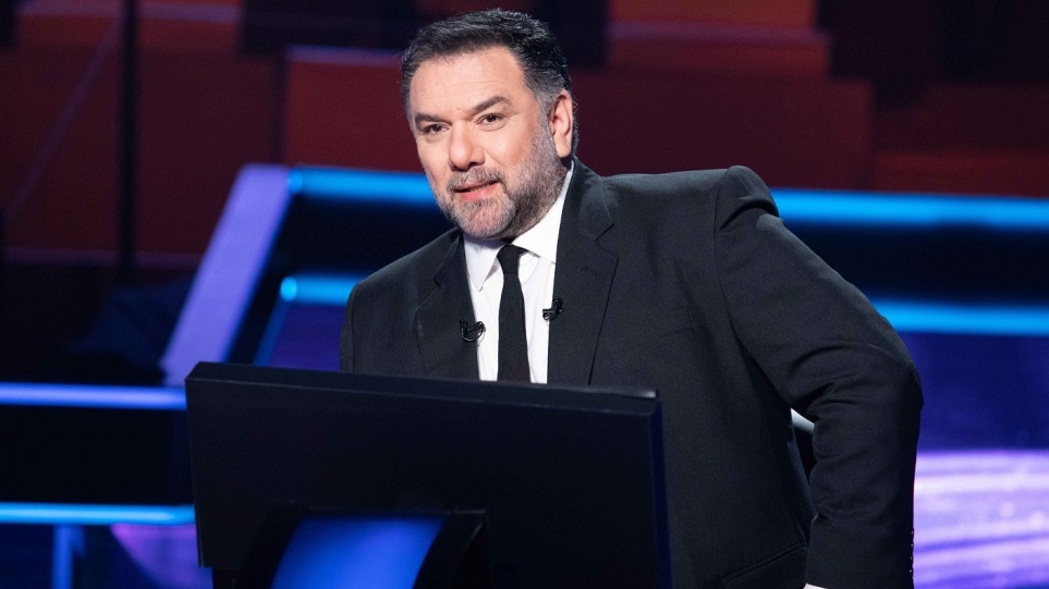 Γελάει όλη η Ελλάδα με το τηλεπαιχνίδι «Εκατομμυριούχος»: Δυο απανωτά λάθη στις «σωστές» απαντήσεις