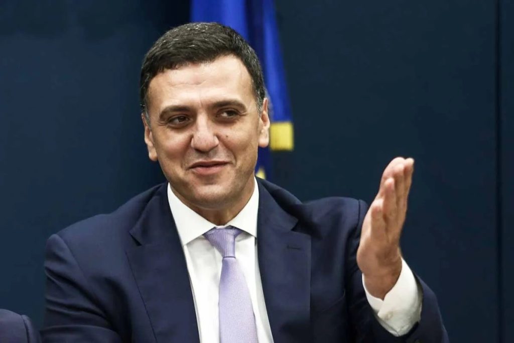 Β.Κικίλιας: «Μήνας με 1.470 πυρκαγιές – Από τις οποίες οι δέκα ήταν μεγάλες και μας δυσκόλευσαν»