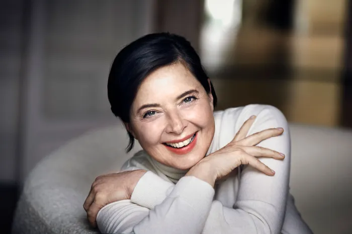 Η Ιζαμπέλα Ροσελίνι γιορτάζει τα 70 χρόνια της