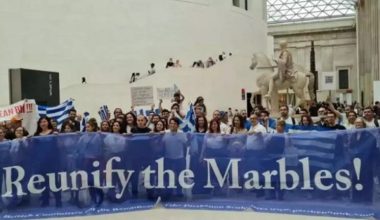 Βρετανικό Μουσείο: Διαμαρτυρία από Έλληνες και Βρετανούς για την επιστροφή των Γλυπτών του Παρθενώνα