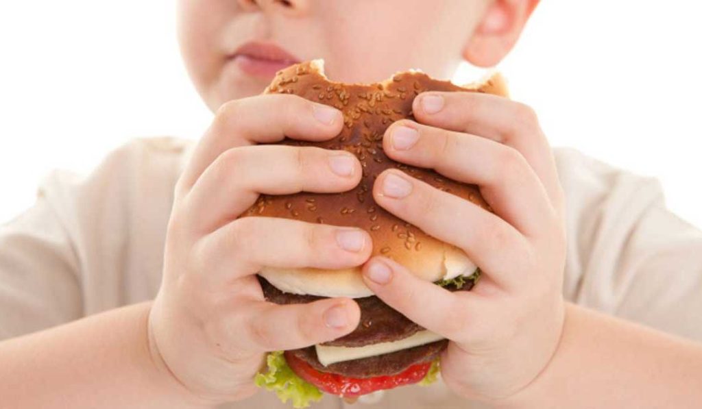 Νέα έρευνα: Παιδική παχυσαρκία αυξάνει τον κίνδυνο άνοιας