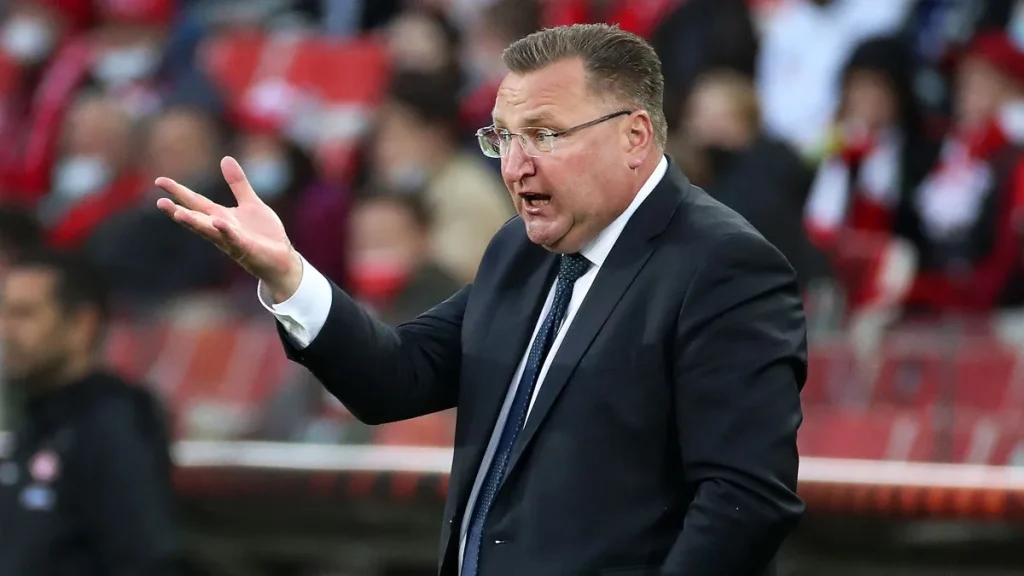 Πολωνία: Σκάνδαλο με τον προπονητή της εθνικής ομάδας – Κατηγορείται για «στήσιμο» αγώνων
