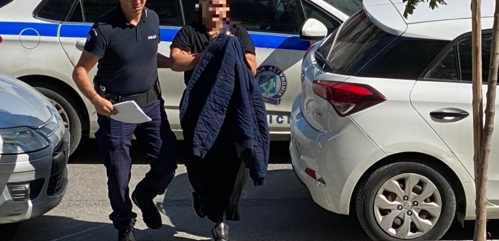 Θεσσαλονίκη: «Πόσο κοστίζει μια κηδεία;» ρωτούσε η 30χρονη πριν μαχαιρώσει τον σύζυγό της