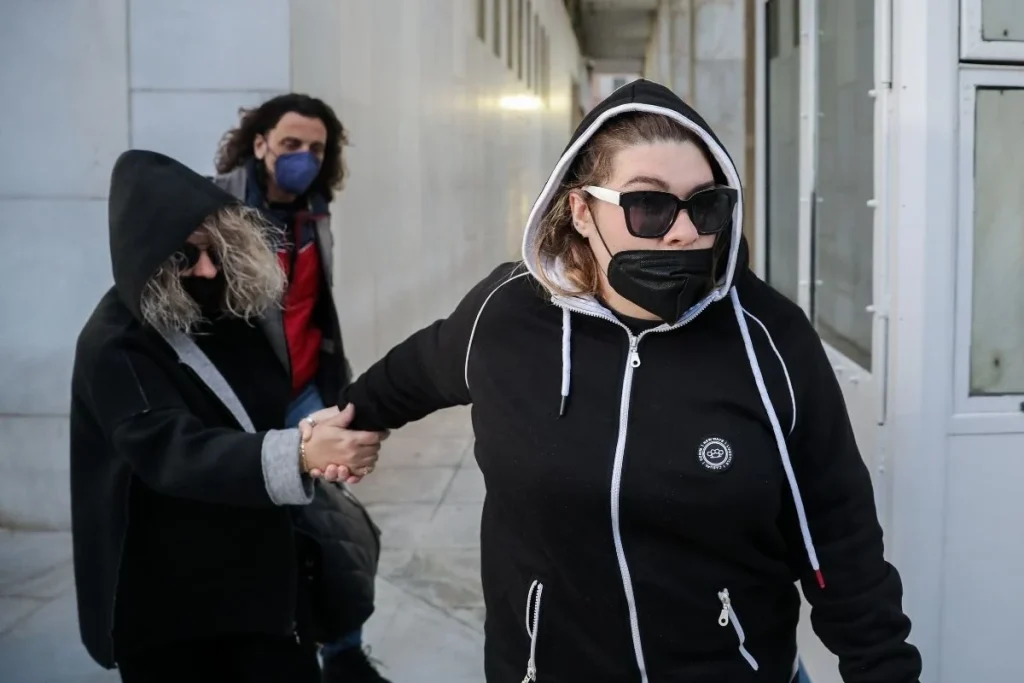 Πάτρα: Εκτάκτως στη ΓΑΔΑ η αδερφή της Πισπιρίγκου – Ανοιχτό το ενδεχόμενο για νέες διώξεις