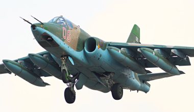 Ρωσικό Su-25 κατέπεσε στα σύνορα με την Ουκρανία – Νεκρός ο πιλότος του