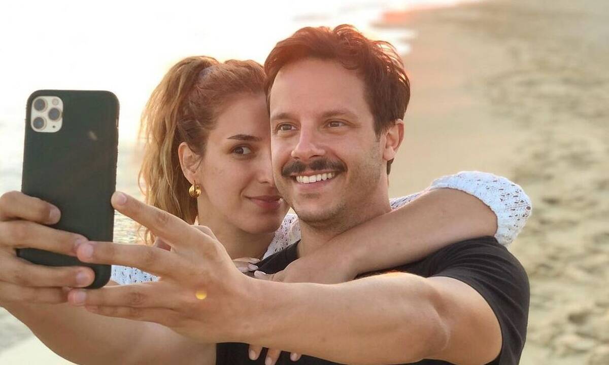 Πατέρας για δεύτερη φορά θα γίνει ο Δημήτρης Μακαλιάς – Έγκυος η Αντιγόνη Ψυχράμη