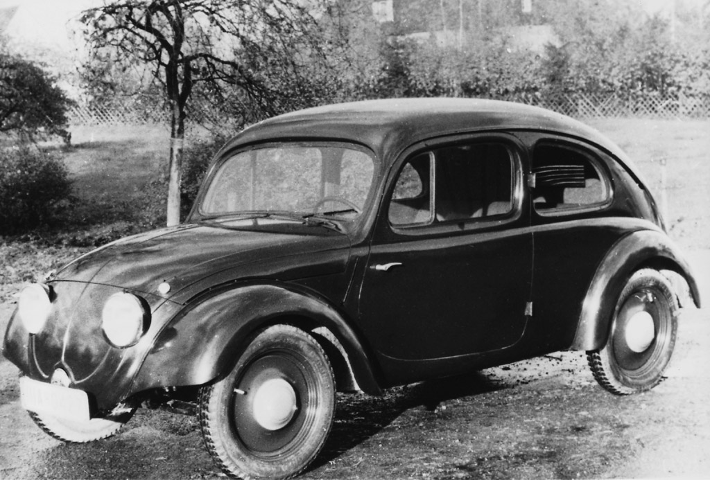 Volkswagen: Το αυτοκίνητο «σκαραβαίος» που έφτιαξε ο Πόρσε για τον Χίτλερ