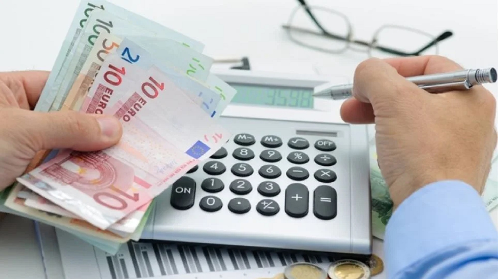 Αυξήθηκαν δραματικά τα χρέη των Ελλήνων στην Εφορία – Νέα φέσια 3,7 δισ. ευρώ