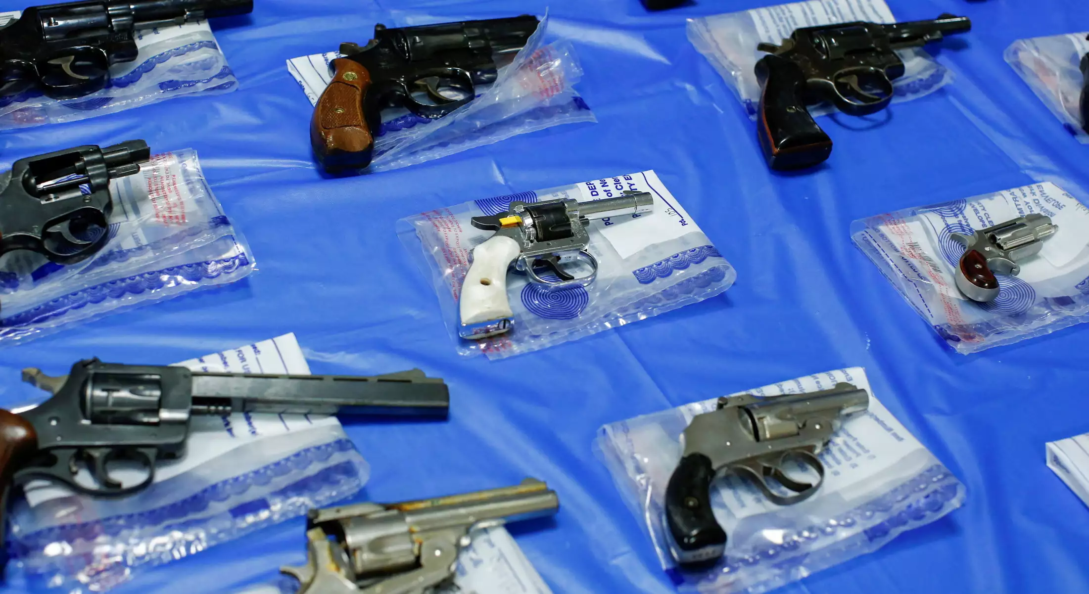 ΗΠΑ: Σοκαριστική απόφαση από το Ανώτατο Δικαστήριο για το νόμο περί όπλων – Επιτρέπει την οπλοκατοχή στη Νέα Υόρκη