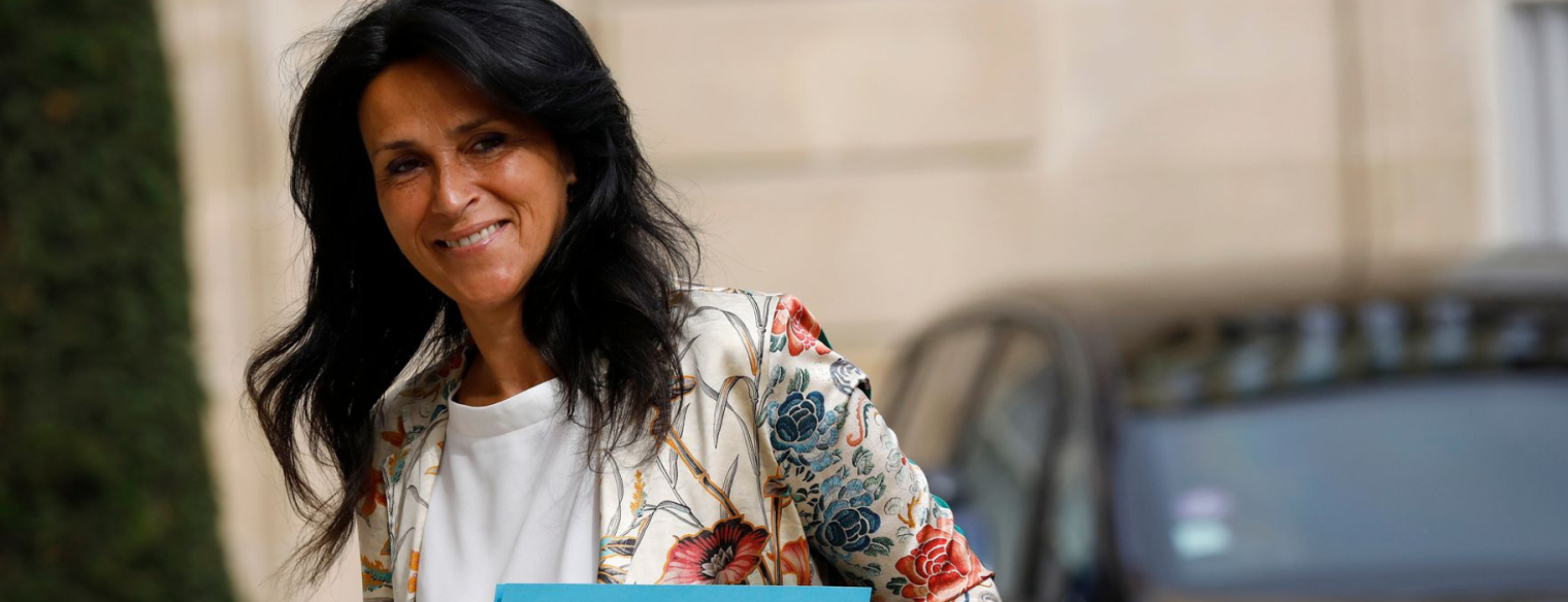 Τρίτη καταγγελία βιασμού για την Ελληνίδα υπουργό του Μακρόν – «Άρχισα να κλαίω αλλά αυτή με βίασε από παντού»