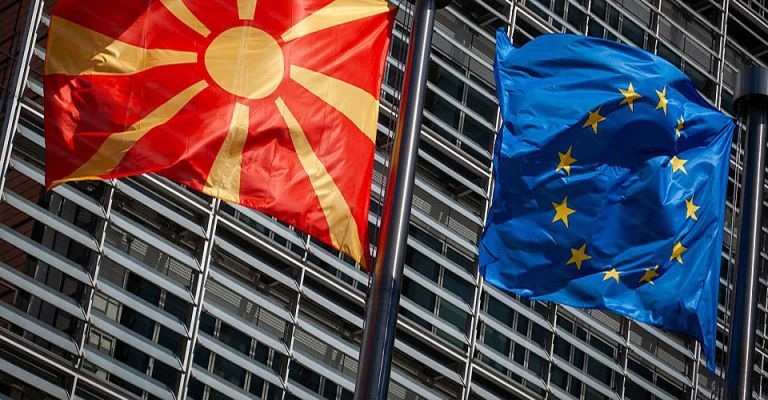 «Έπεσε» και η Σόφια: Η Βουλγαρία ξεμπλοκάρει την ένταξη των Σκοπίων στην ΕΕ