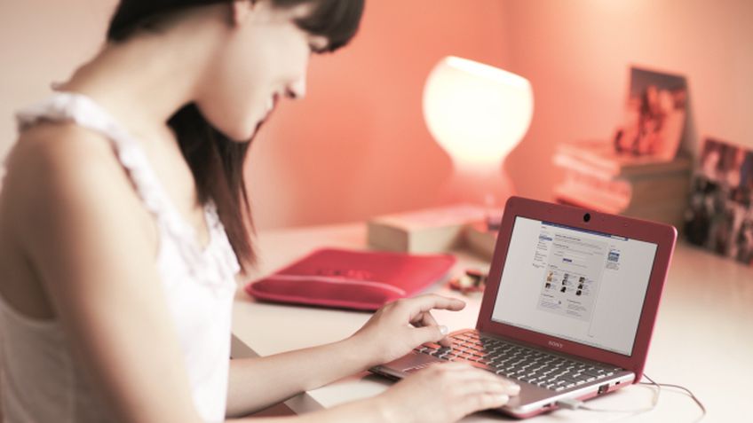 Επικίνδυνη γνωριμία μέσω διαδικτύου: Ρομαντική απάτη που κόστισε 2.461 ευρώ