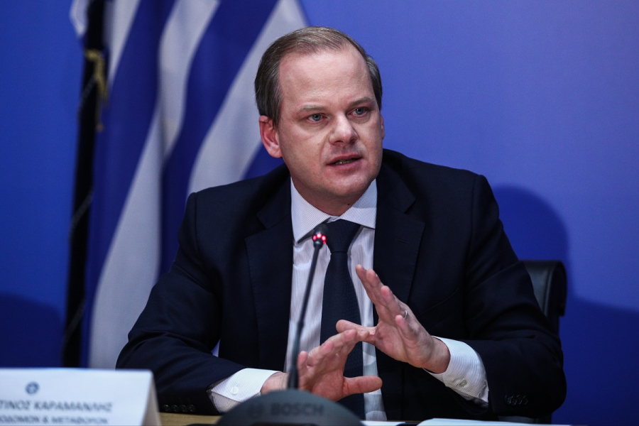 Κεραυνός χτύπησε το αεροσκάφος που επέβαινε ο Κώστας Καραμανλής – Κατευθυνόταν στη Λέσβο